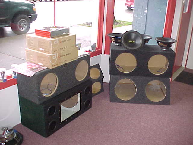 newpictureofsubboxes.jpg